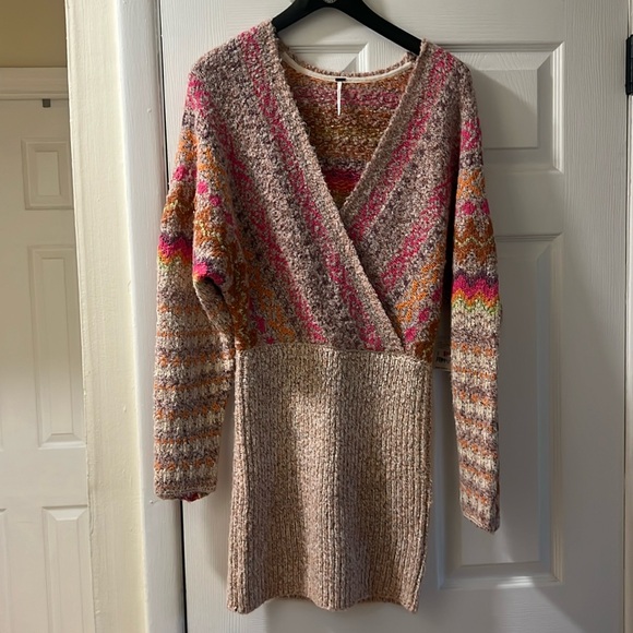 NWT Free People Forever Fair Isle Strawberry Knit Wrap Sweater Dress Small - Picture 4 of 10
